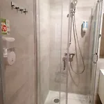 Apartment Tulip - Jednoosobowy Nr 2 Ze Wspolna Lazienka I Kuchnia