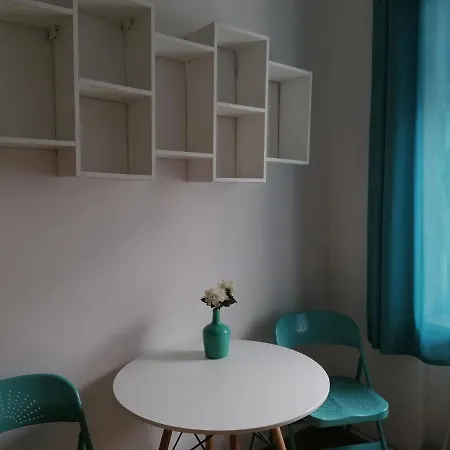 Apartment Tulip - 2 Ze Wspolna Lazienka I Kuchnia *