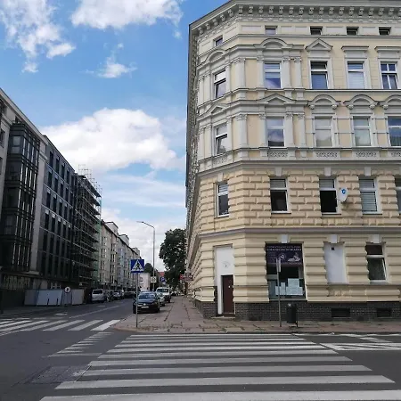 Tulip - Jednoosobowy Nr 2 Ze Wspolna Lazienka I Kuchnia シュチェチン