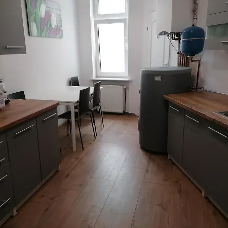 Tulip - Jednoosobowy Nr 2 Ze Wspolna Lazienka I Kuchnia Apartment *