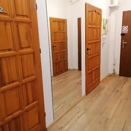 Tulip - Jednoosobowy Nr 2 Ze Wspolna Lazienka I Kuchnia * Szczecin