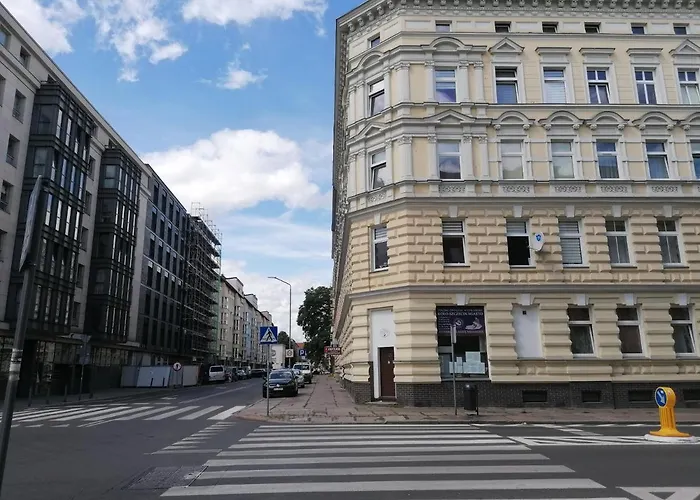 Tulip - Jednoosobowy Nr 2 Ze Wspolna Lazienka I Kuchnia シュチェチン